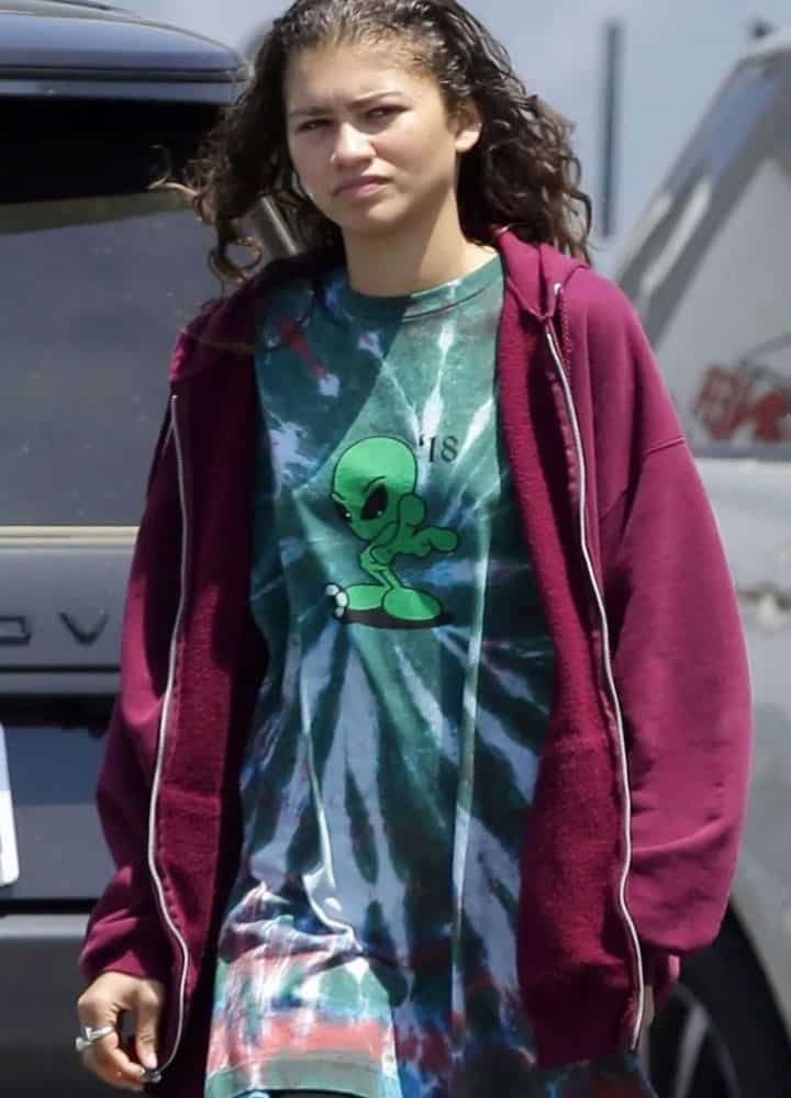 euphoria-zendaya-maroon-hoodie - Famous Jackets euphoria-zendaya-maroon-hoodie.jpg