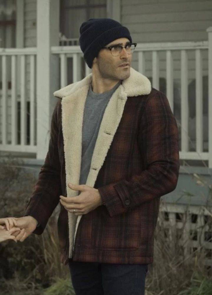 smallville-tom-welling-fur-jacket - Famous Jackets smallville-tom-welling-fur-jacket.jpg