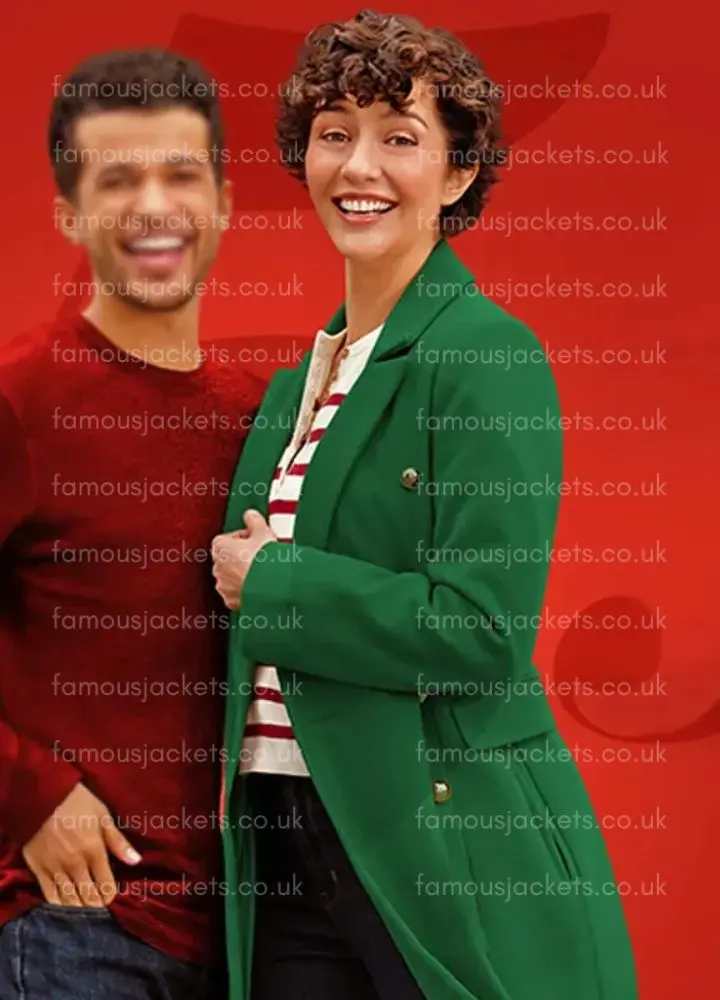 katie-findlay-green-coat - Famous Jackets katie-findlay-green-coat.webp