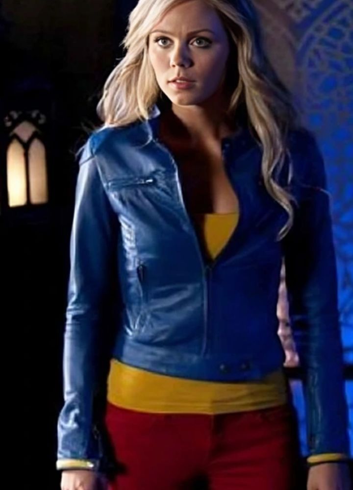 smallville-laura-vandervoort-jacket - Famous Jackets smallville-laura-vandervoort-jacket.jpg