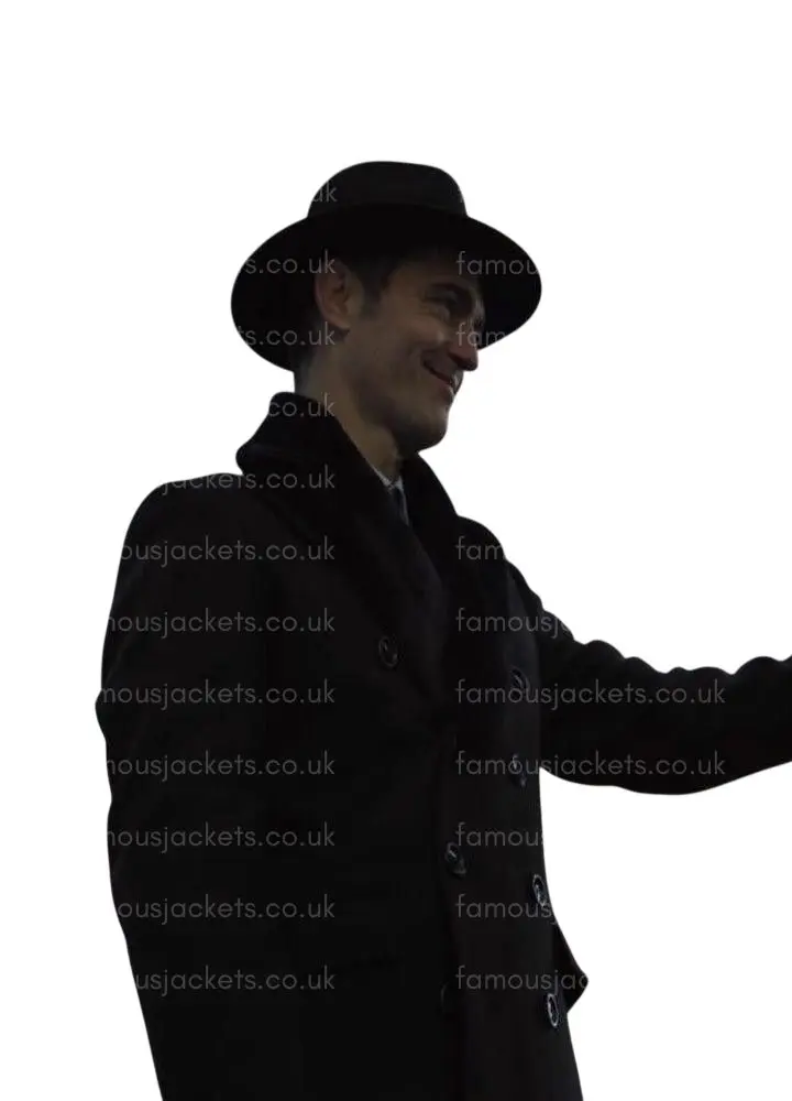 pedro-alonso-black-coat - Famous Jackets pedro-alonso-black-coat.webp