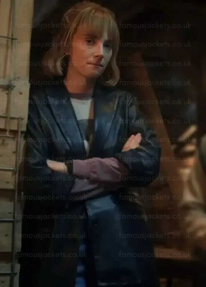 maya-hawke-black-coat - Famous Jackets maya-hawke-black-coat.webp